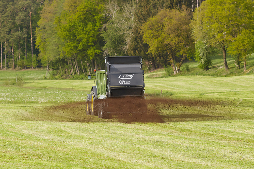 DLG-GOEDKEURING voor de Fliegl KDS 270 muck control [VIDEO]