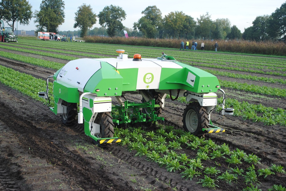 “Laat de wiedrobot maar los in het veld. Geen probleem”