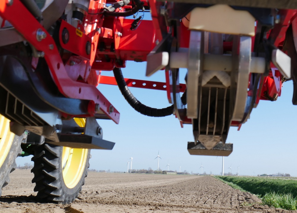 Proseeder uienzaaimachine met ‘ski-sloffen’ voor het beste zaairesultaat 