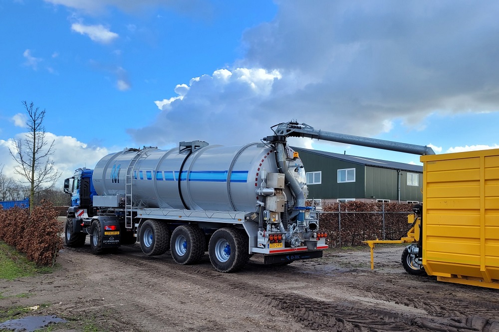 D-TEC Agro Tanktrailer geschikt voor weg en weiland