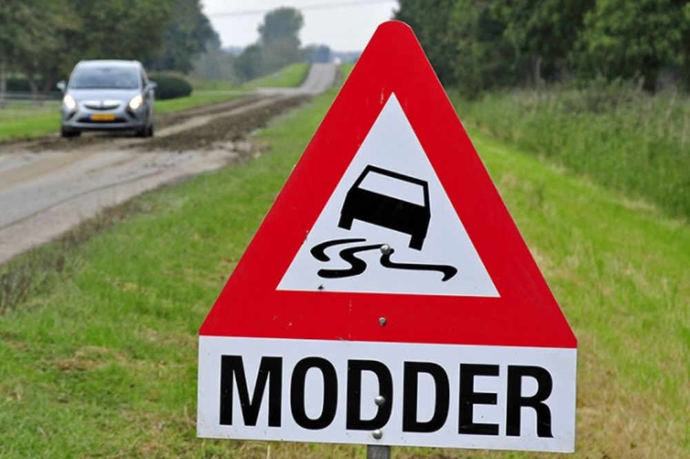 Modder op de weg 1