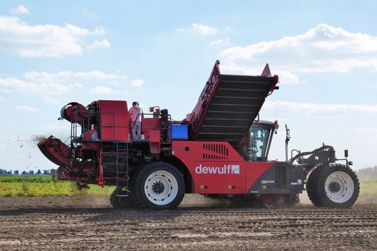 Dewulf RA3060 combineert egelband met 2 verwisselbare reinigingsmodules