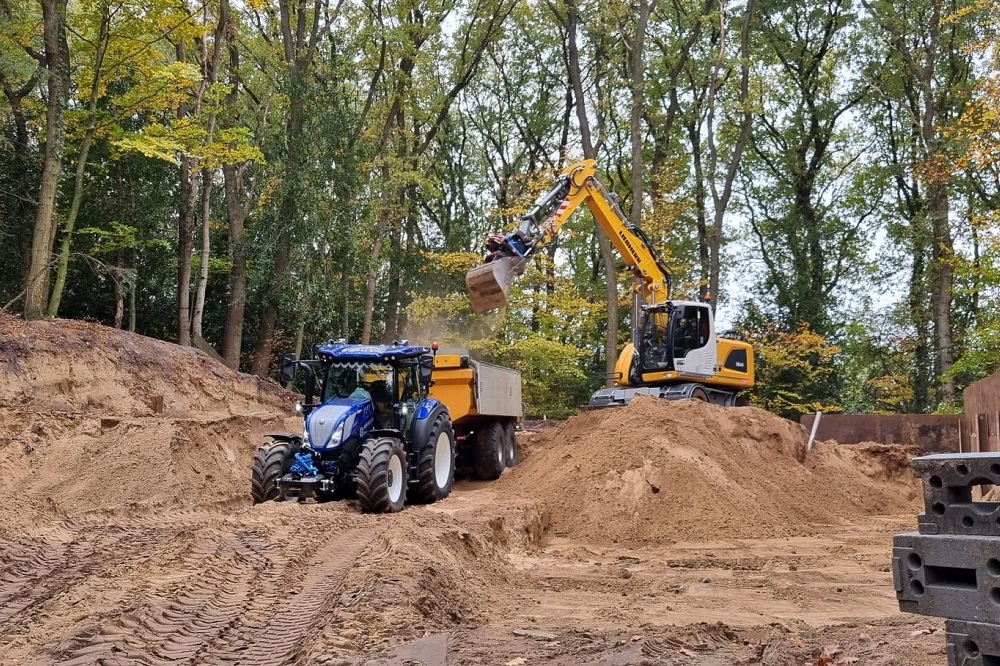 New Holland T5.120: de benjamin bij Van Dijk Wekerom