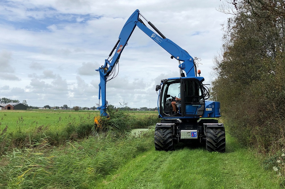 Sloten schoon houden met oog voor flora en fauna