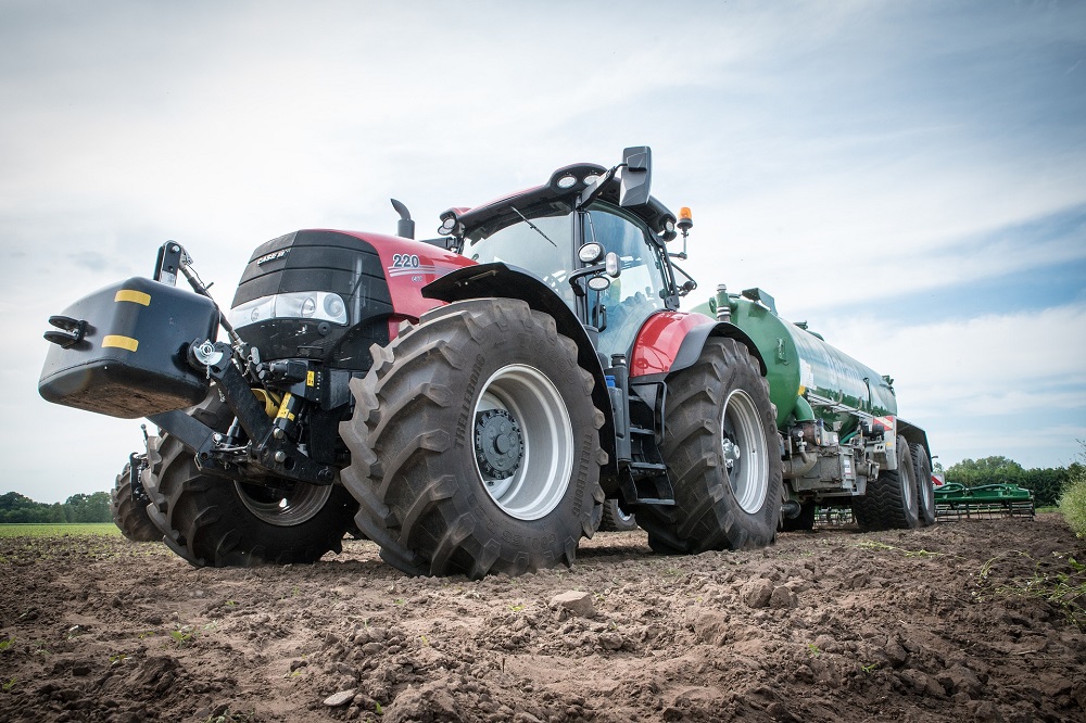 Agrarische machines van Loonbedrijf Tuller in online veiling