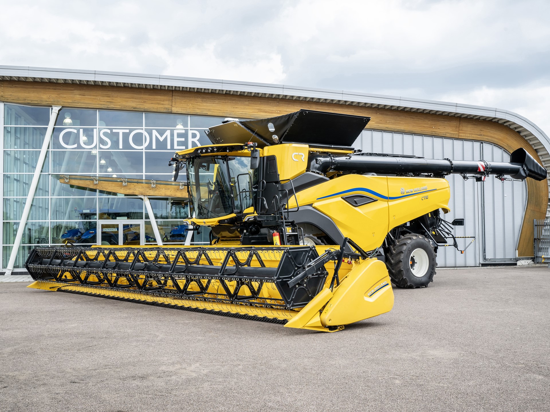 New Holland deelt twee nieuwe CR-maaidorsers