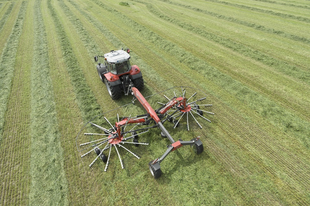 Nieuwe vlindermaaiers en zwadharken van Massey Ferguson